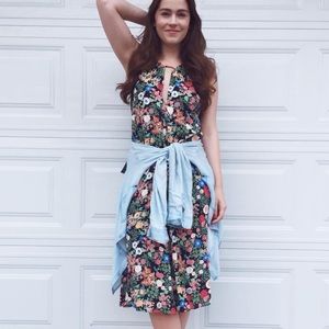 Adorable floral Zara Midi Dress!